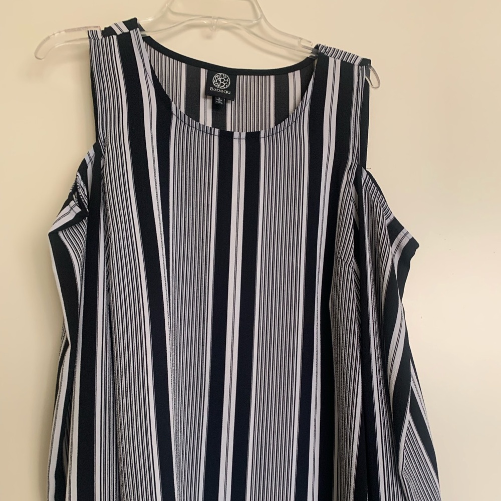 Cold Shoulders Blouse Striped Black White Small Petite Crew Neck